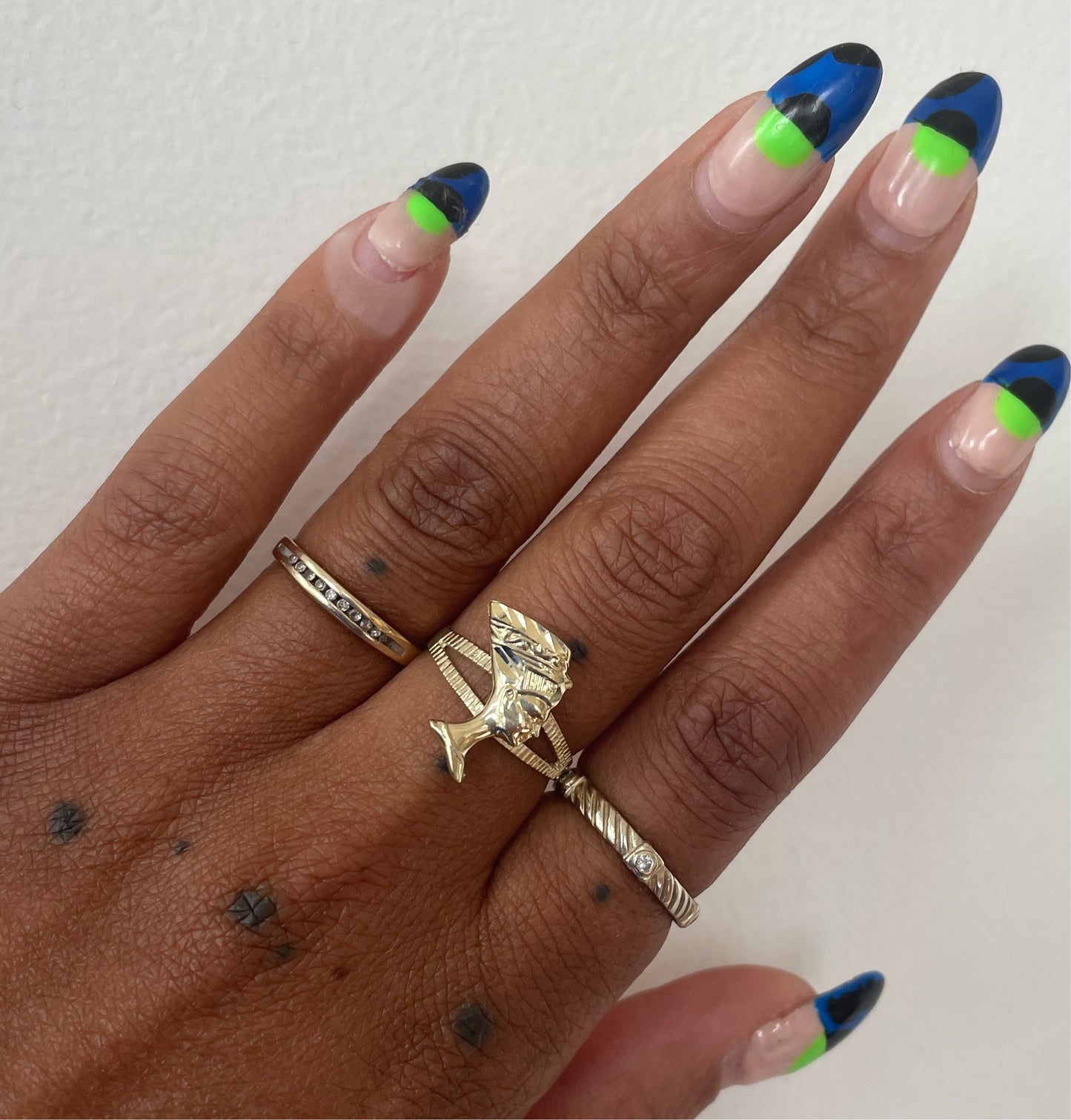 10K Nefertiti Ring